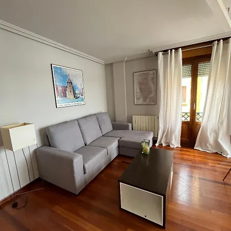 Апартаменты Pisazo Con Vistas Mar, 3habitaciones Y Garaje Incluido Хихон