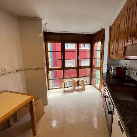 Apartament Pisazo Con Vistas Mar, 3habitaciones Y Garaje Incluido Gijón