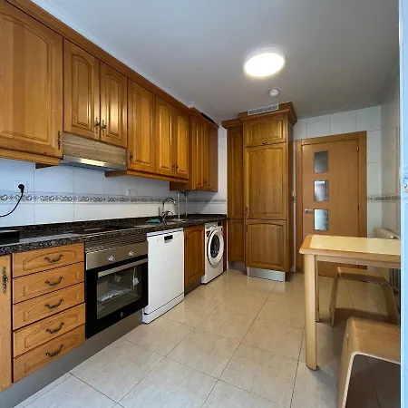 Apartament Pisazo Con Vistas Mar, 3habitaciones Y Garaje Incluido Gijón